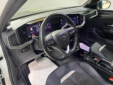 2022 Benzin Otomatik Opel Mokka Beyaz Gürel Tasarım Aksesuar Otomotiv San. Tic. Ltd. Şti.