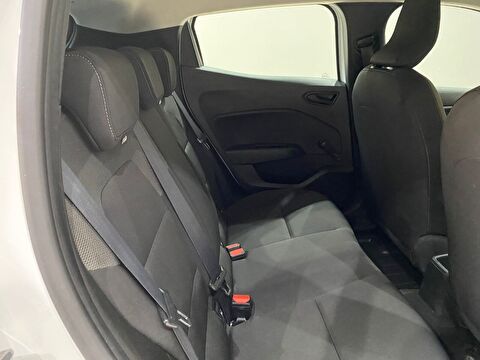 2023 Benzin Otomatik Renault Clio Beyaz Gürel Tasarım Aksesuar Otomotiv San. Tic. Ltd. Şti.