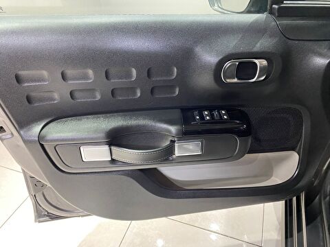 2024 Benzin Manuel Citroen C3 Gri Gürel Tasarım Aksesuar Otomotiv San. Tic. Ltd. Şti.