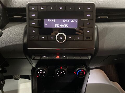 2022 Benzin Manuel Renault Clio Beyaz Gürel Tasarım Aksesuar Otomotiv San. Tic. Ltd. Şti.