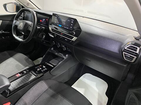 2023 Benzin Otomatik Citroen C4 X Gri Gürel Tasarım Aksesuar Otomotiv San. Tic. Ltd. Şti.