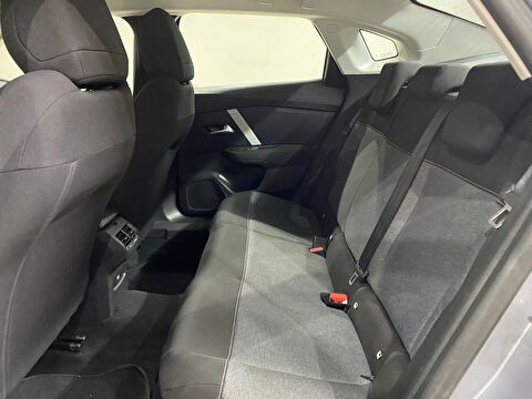 2023 Benzin Otomatik Citroen C4 X Gri Gürel Tasarım Aksesuar Otomotiv San. Tic. Ltd. Şti.