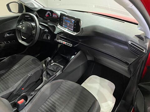 2022 Benzin Manuel Peugeot 208 Kırmızı Gürel Tasarım Aksesuar Otomotiv San. Tic. Ltd. Şti.