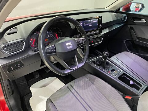 2021 Benzin Manuel Seat Leon Kırmızı Gürel Tasarım Aksesuar Otomotiv San. Tic. Ltd. Şti.