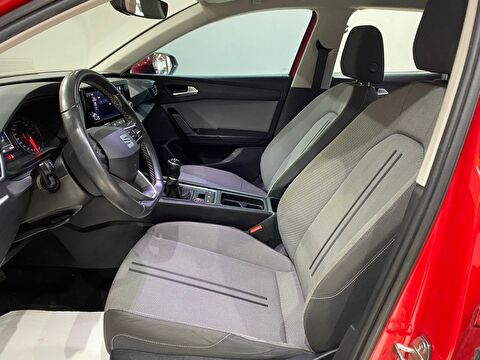 2021 Benzin Manuel Seat Leon Kırmızı Gürel Tasarım Aksesuar Otomotiv San. Tic. Ltd. Şti.