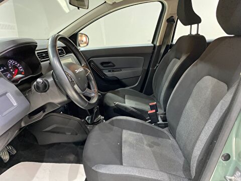 2023 Benzin Manuel Dacia Duster Yeşil Gürel Tasarım Aksesuar Otomotiv San. Tic. Ltd. Şti.