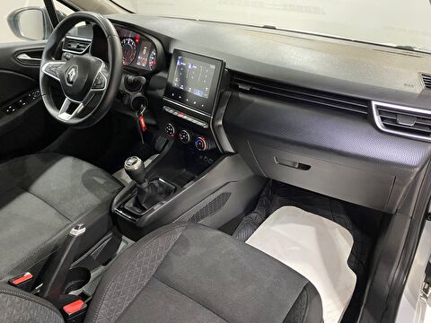 2023 Benzin Manuel Renault Clio Beyaz Gürel Tasarım Aksesuar Otomotiv San. Tic. Ltd. Şti.