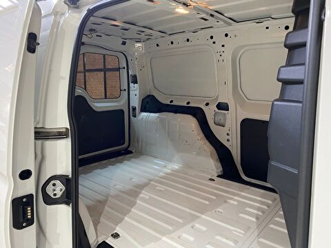 2022 Dizel Otomatik Volkswagen Caddy Beyaz Gürel Tasarım Aksesuar Otomotiv San. Tic. Ltd. Şti.