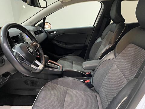 2023 Benzin Otomatik Renault Clio Beyaz Gürel Tasarım Aksesuar Otomotiv San. Tic. Ltd. Şti.