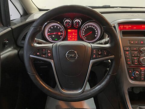 2016 Benzin + LPG Manuel Opel Astra Beyaz Gürel Tasarım Aksesuar Otomotiv San. Tic. Ltd. Şti.