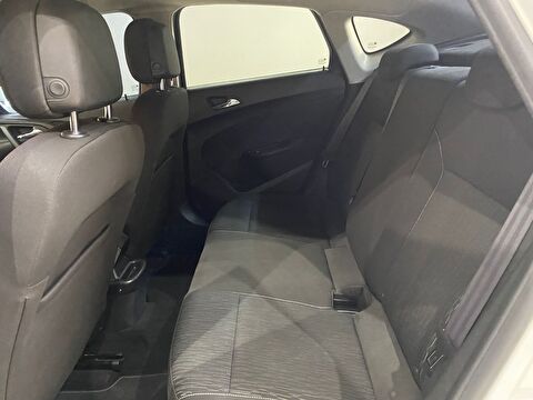 2016 Benzin + LPG Manuel Opel Astra Beyaz Gürel Tasarım Aksesuar Otomotiv San. Tic. Ltd. Şti.