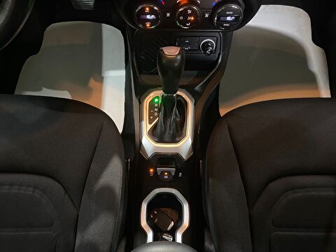 2015 Benzin Otomatik Jeep Renegade Beyaz Gürel Tasarım Aksesuar Otomotiv San. Tic. Ltd. Şti.