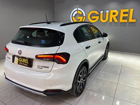 2024 Dizel Otomatik Fiat Egea Cross Beyaz Gürel Tasarım Aksesuar Otomotiv San. Tic. Ltd. Şti.