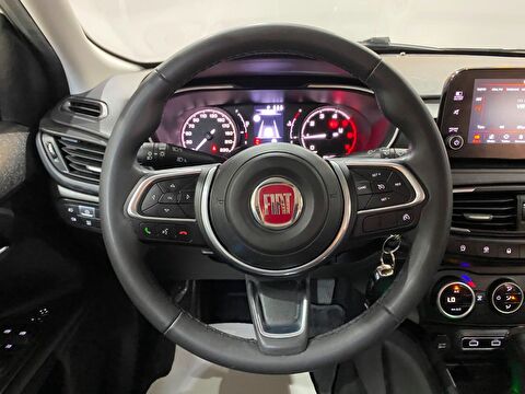 2024 Dizel Otomatik Fiat Egea Cross Beyaz Gürel Tasarım Aksesuar Otomotiv San. Tic. Ltd. Şti.