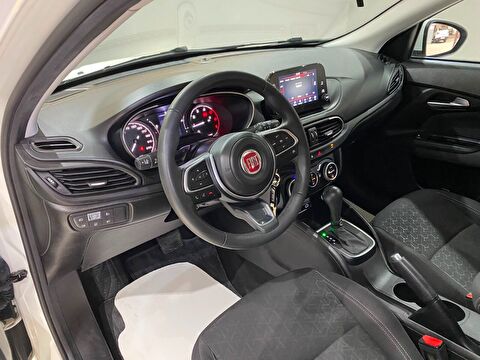 2024 Dizel Otomatik Fiat Egea Cross Beyaz Gürel Tasarım Aksesuar Otomotiv San. Tic. Ltd. Şti.