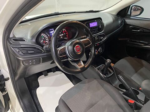 2021 Dizel Manuel Fiat Egea Beyaz Gürel Tasarım Aksesuar Otomotiv San. Tic. Ltd. Şti.