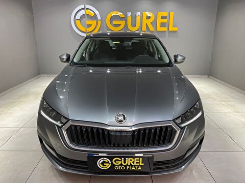 2022 Hybrid Otomatik Skoda Octavia Gri Gürel Tasarım Aksesuar Otomotiv San. Tic. Ltd. Şti.