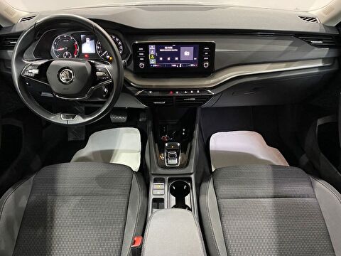 2022 Hybrid Otomatik Skoda Octavia Gri Gürel Tasarım Aksesuar Otomotiv San. Tic. Ltd. Şti.