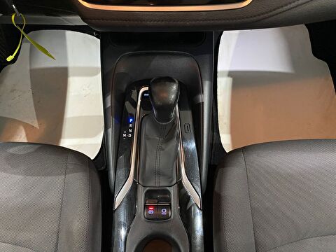 2021 Benzin Otomatik Toyota Corolla Gri Gürel Tasarım Aksesuar Otomotiv San. Tic. Ltd. Şti.