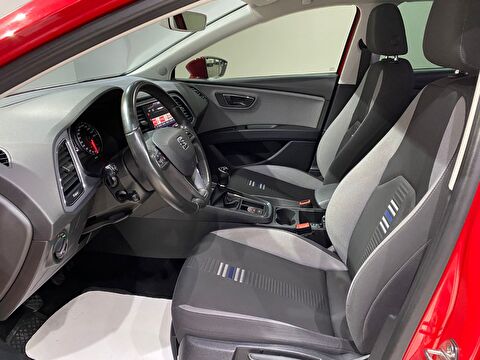 2020 Benzin Manuel Seat Leon Kırmızı Gürel Tasarım Aksesuar Otomotiv San. Tic. Ltd. Şti.