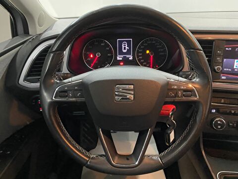 2017 Benzin Manuel Seat Leon Gümüş Gri Gürel Tasarım Aksesuar Otomotiv San. Tic. Ltd. Şti.