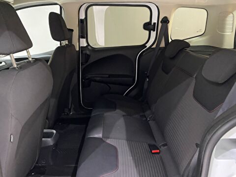 2023 Benzin Manuel Ford Tourneo Courier Beyaz Gürel Tasarım Aksesuar Otomotiv San. Tic. Ltd. Şti.