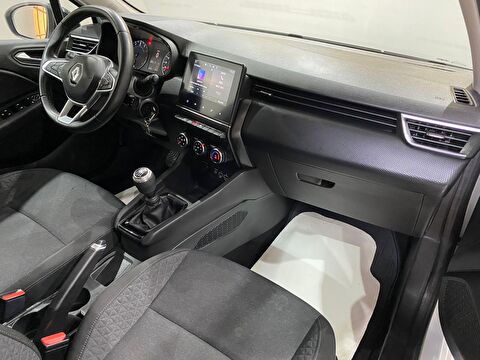 2023 Benzin Manuel Renault Clio Beyaz Gürel Tasarım Aksesuar Otomotiv San. Tic. Ltd. Şti.