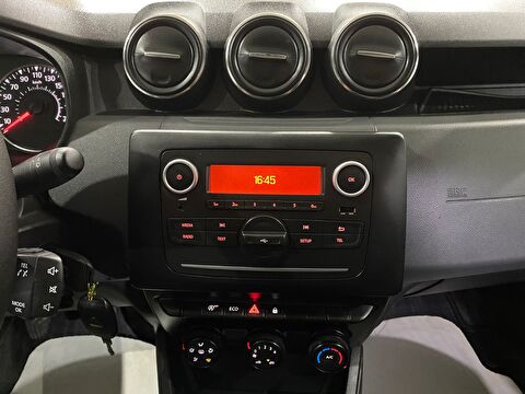 TaksitliOto.Net | 2.El Dacia Duster SUV 1.0 Tce ECO-G Comfort | Manuel & Benzin + LPG | Beyaz | İzmir.2el 2022 Benzin + LPG Manuel Dacia Duster Beyaz Gürel Tasarım Aksesuar Otomotiv San. Tic. Ltd. Şti.