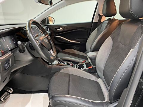 2022 Dizel Otomatik Opel Grandland Siyah Gürel Tasarım Aksesuar Otomotiv San. Tic. Ltd. Şti.