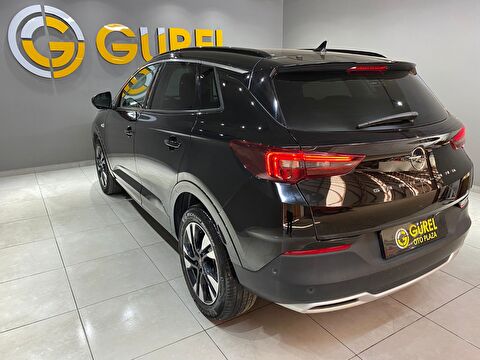 2022 Dizel Otomatik Opel Grandland Siyah Gürel Tasarım Aksesuar Otomotiv San. Tic. Ltd. Şti.