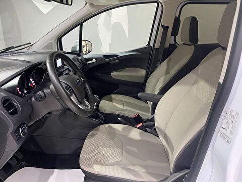 2023 Benzin Manuel Ford Tourneo Courier Beyaz Gürel Tasarım Aksesuar Otomotiv San. Tic. Ltd. Şti.