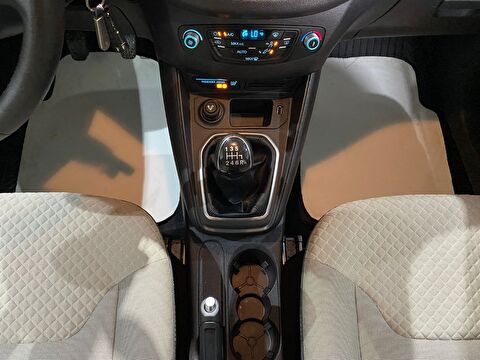 2023 Benzin Manuel Ford Tourneo Courier Beyaz Gürel Tasarım Aksesuar Otomotiv San. Tic. Ltd. Şti.