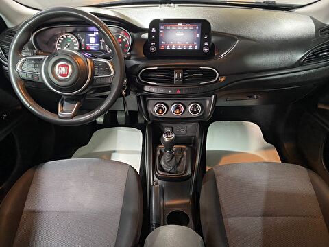 2023 Benzin Manuel Fiat Egea Gri Gürel Tasarım Aksesuar Otomotiv San. Tic. Ltd. Şti.