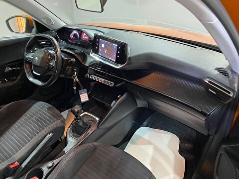 2020 Benzin Manuel Peugeot 2008 Turuncu Gürel Tasarım Aksesuar Otomotiv San. Tic. Ltd. Şti.