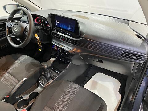 2025 Benzin Manuel Hyundai i20 Mavi Gürel Tasarım Aksesuar Otomotiv San. Tic. Ltd. Şti.