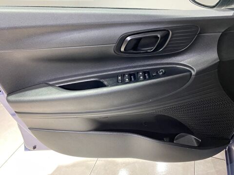 2025 Benzin Manuel Hyundai i20 Mavi Gürel Tasarım Aksesuar Otomotiv San. Tic. Ltd. Şti.