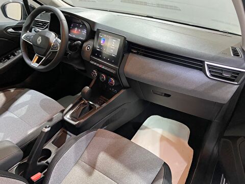 2024 Benzin Otomatik Renault Clio Gri Gürel Tasarım Aksesuar Otomotiv San. Tic. Ltd. Şti.