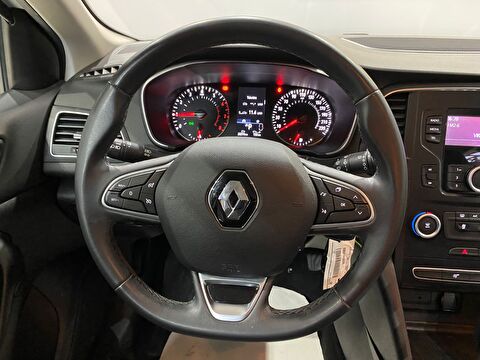 2022 Benzin Otomatik Renault Megane Beyaz Gürel Tasarım Aksesuar Otomotiv San. Tic. Ltd. Şti.