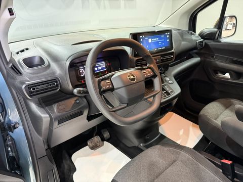 2026 Dizel Otomatik Opel Combo Mavi Gürel Tasarım Aksesuar Otomotiv San. Tic. Ltd. Şti.