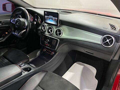 2016 Dizel Otomatik Mercedes-Benz CLA Kırmızı Gürel Tasarım Aksesuar Otomotiv San. Tic. Ltd. Şti.