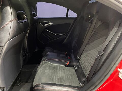 2016 Dizel Otomatik Mercedes-Benz CLA Kırmızı Gürel Tasarım Aksesuar Otomotiv San. Tic. Ltd. Şti.