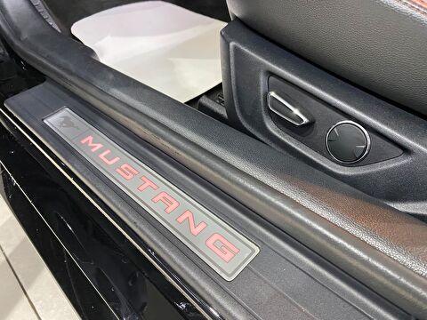 2015 Benzin Otomatik Ford Mustang Siyah Gürel Tasarım Aksesuar Otomotiv San. Tic. Ltd. Şti.