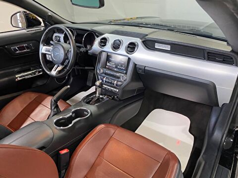 2015 Benzin Otomatik Ford Mustang Siyah Gürel Tasarım Aksesuar Otomotiv San. Tic. Ltd. Şti.