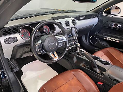 2015 Benzin Otomatik Ford Mustang Siyah Gürel Tasarım Aksesuar Otomotiv San. Tic. Ltd. Şti.
