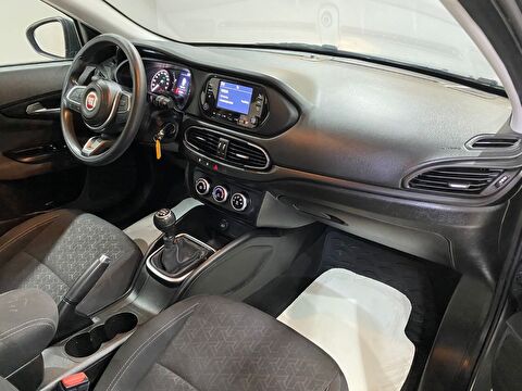 2023 Benzin Manuel Fiat Egea Cross Gri Gürel Tasarım Aksesuar Otomotiv San. Tic. Ltd. Şti.