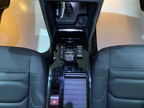 2023 Benzin Otomatik Citroen C4 X Beyaz Gürel Tasarım Aksesuar Otomotiv San. Tic. Ltd. Şti.