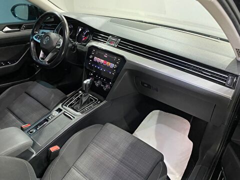 2020 Benzin Otomatik Volkswagen Passat Siyah Gürel Tasarım Aksesuar Otomotiv San. Tic. Ltd. Şti.