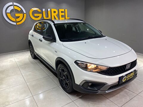 2022 Benzin Manuel Fiat Egea Cross Beyaz Gürel Tasarım Aksesuar Otomotiv San. Tic. Ltd. Şti.