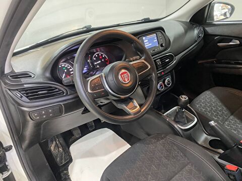 2022 Benzin Manuel Fiat Egea Cross Beyaz Gürel Tasarım Aksesuar Otomotiv San. Tic. Ltd. Şti.