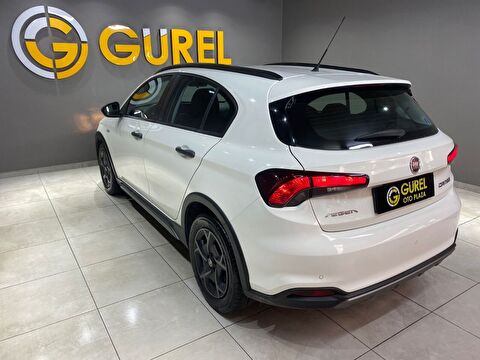 2022 Benzin Manuel Fiat Egea Cross Beyaz Gürel Tasarım Aksesuar Otomotiv San. Tic. Ltd. Şti.